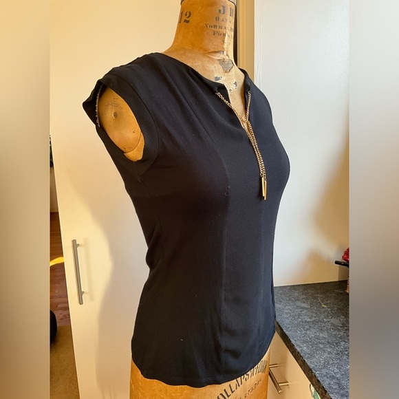 Michael Kors split neck chain tie top., XS - Picture 7 of 8